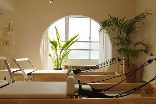 ピラティス・エアリアルヨガスタジオ studio +plus｜スタジオプラス清澄白河店